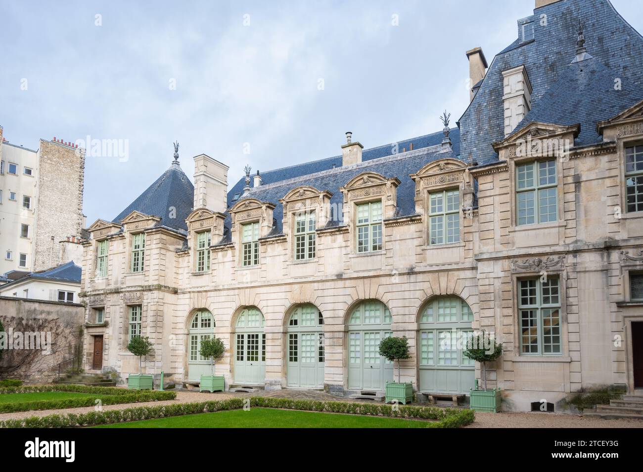 Paris, Frankreich, Centre des Monuments nationaux am Hôtel de Sully im 4. Arrondissement von Paris, nur Editorial. Stockfoto