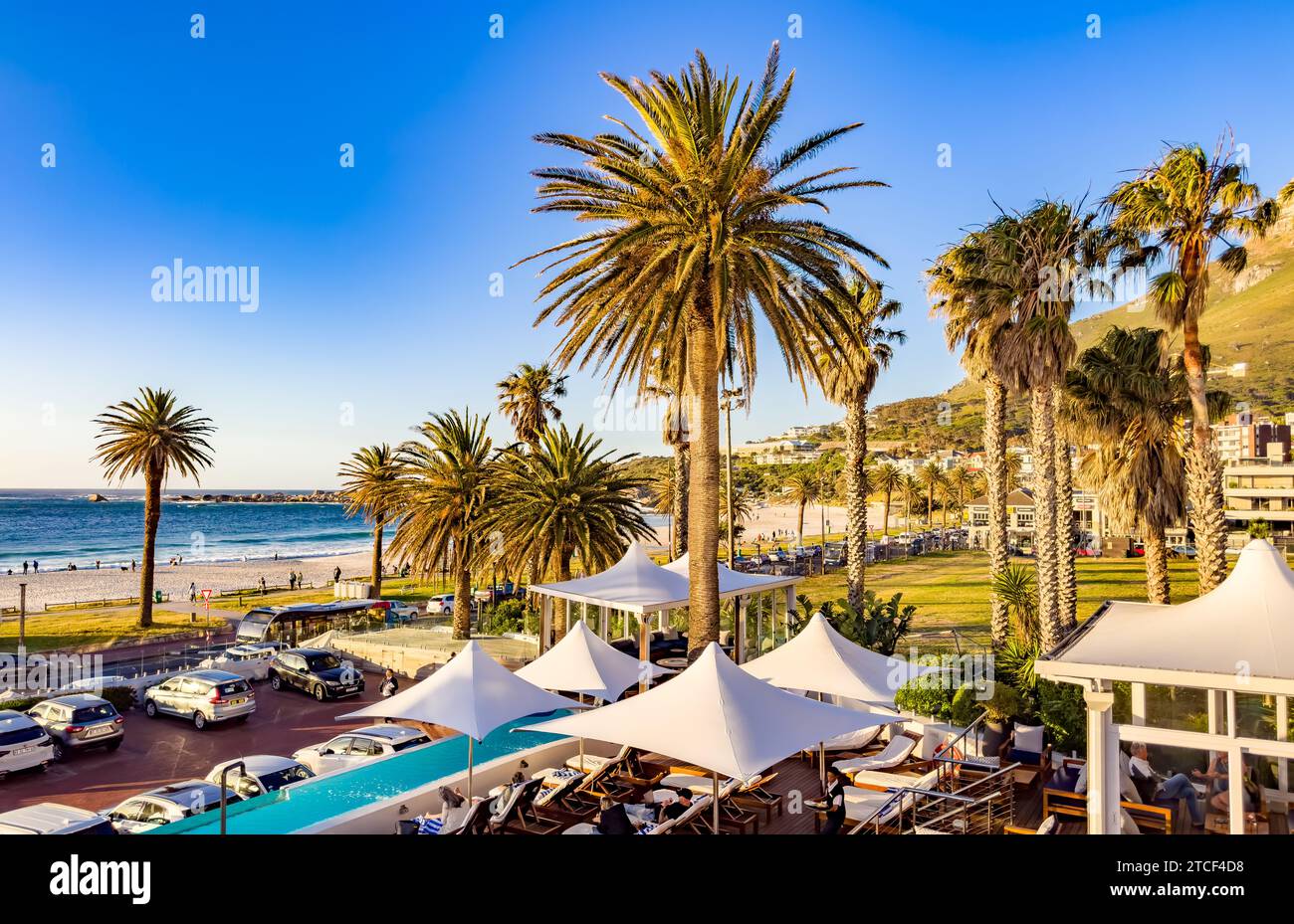 Kapstadt, Südafrika - 8. November 2023: Blick vom Bay Hotel in Camps Bay Stockfoto