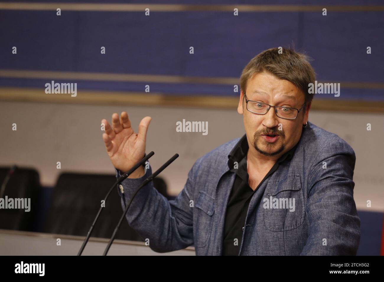 Madrid, 26.04.2016. Pressekonferenzen im Abgeordnetenkongress der politischen Vertreter nach der Runde der Kontakte mit HM dem König. Auf dem Bild Xavier Domènech aus Barcelona en Comú. Foto: Jaime García ARCHDC ARCHDC. Quelle: Album / Archivo ABC / Jaime García Stockfoto