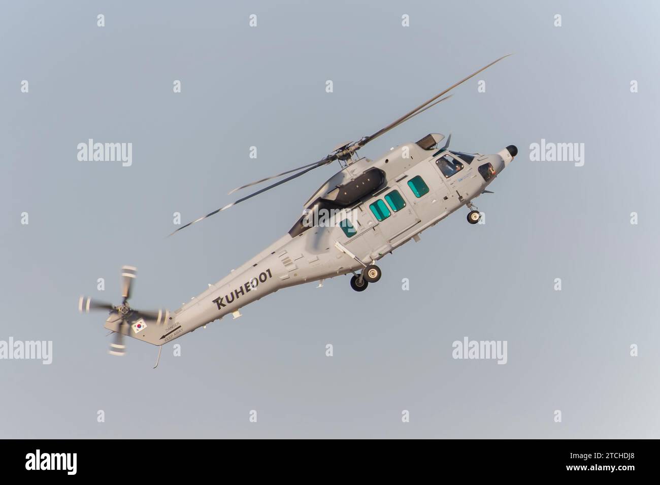 KAI KUH-1 Surion Helicopter auf der Dubai Air Show 2023 in Dubai, VAE Stockfoto