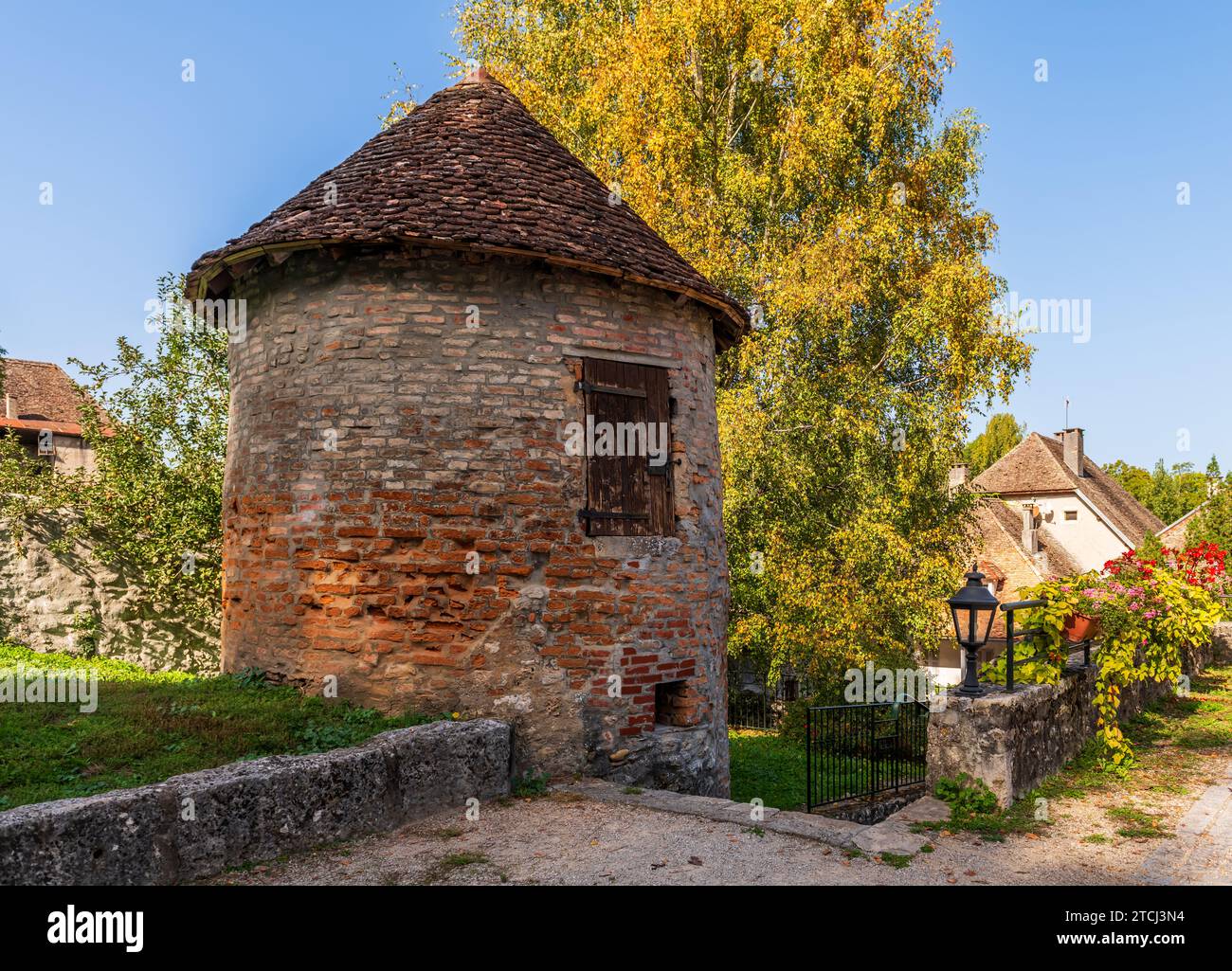 Alte Mühle im Dorf Chanaz, Savoie, Auvergne Rhône Alpes, Frankreich Stockfoto