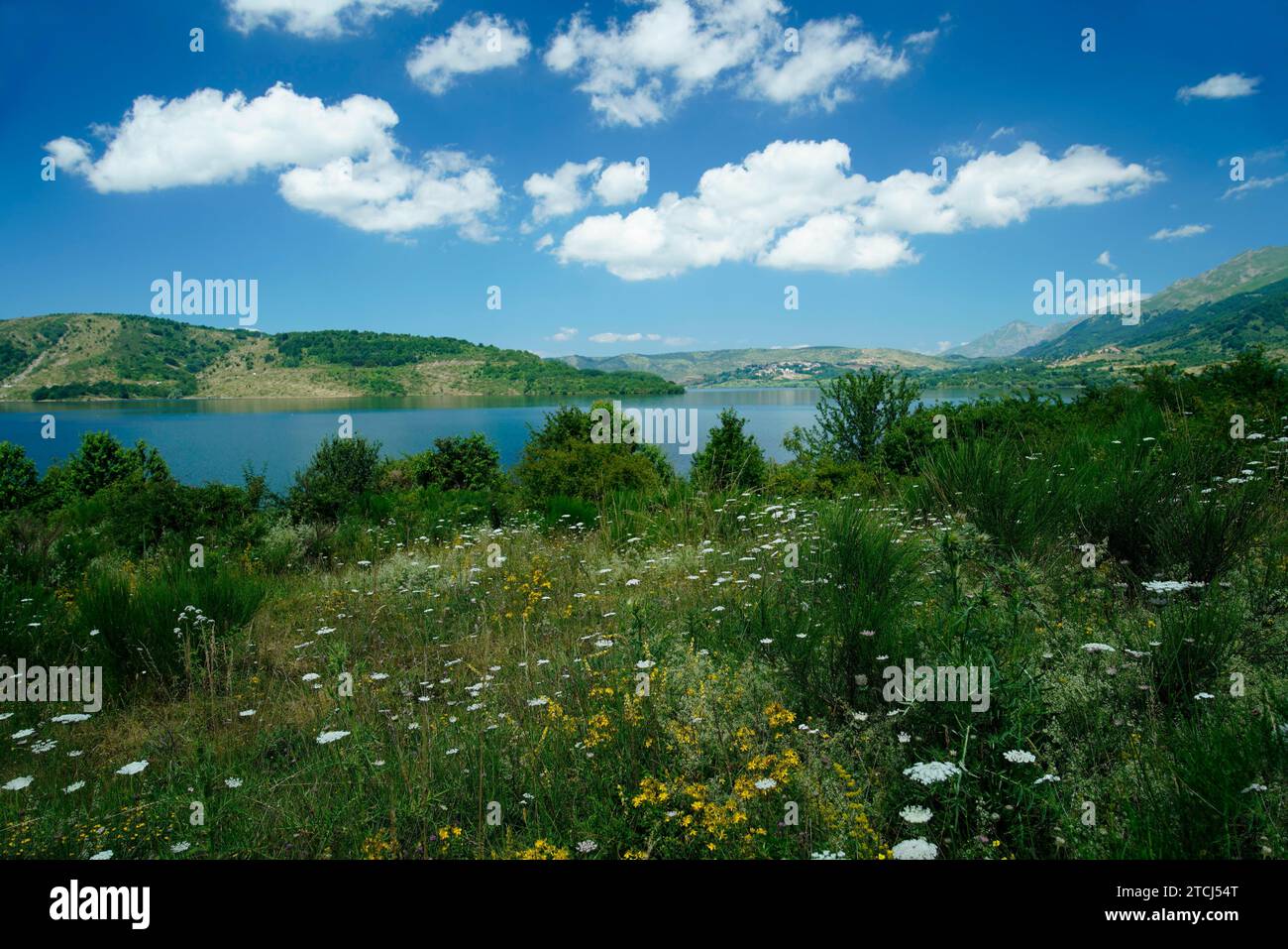 Lago di Campotosto, Nationalpark Gran Sasso und Monti della Laga, Provinz L'Aquila, Region Abruzzen, Italien, Lago di Campotosto, Abruzzen, Italien Stockfoto