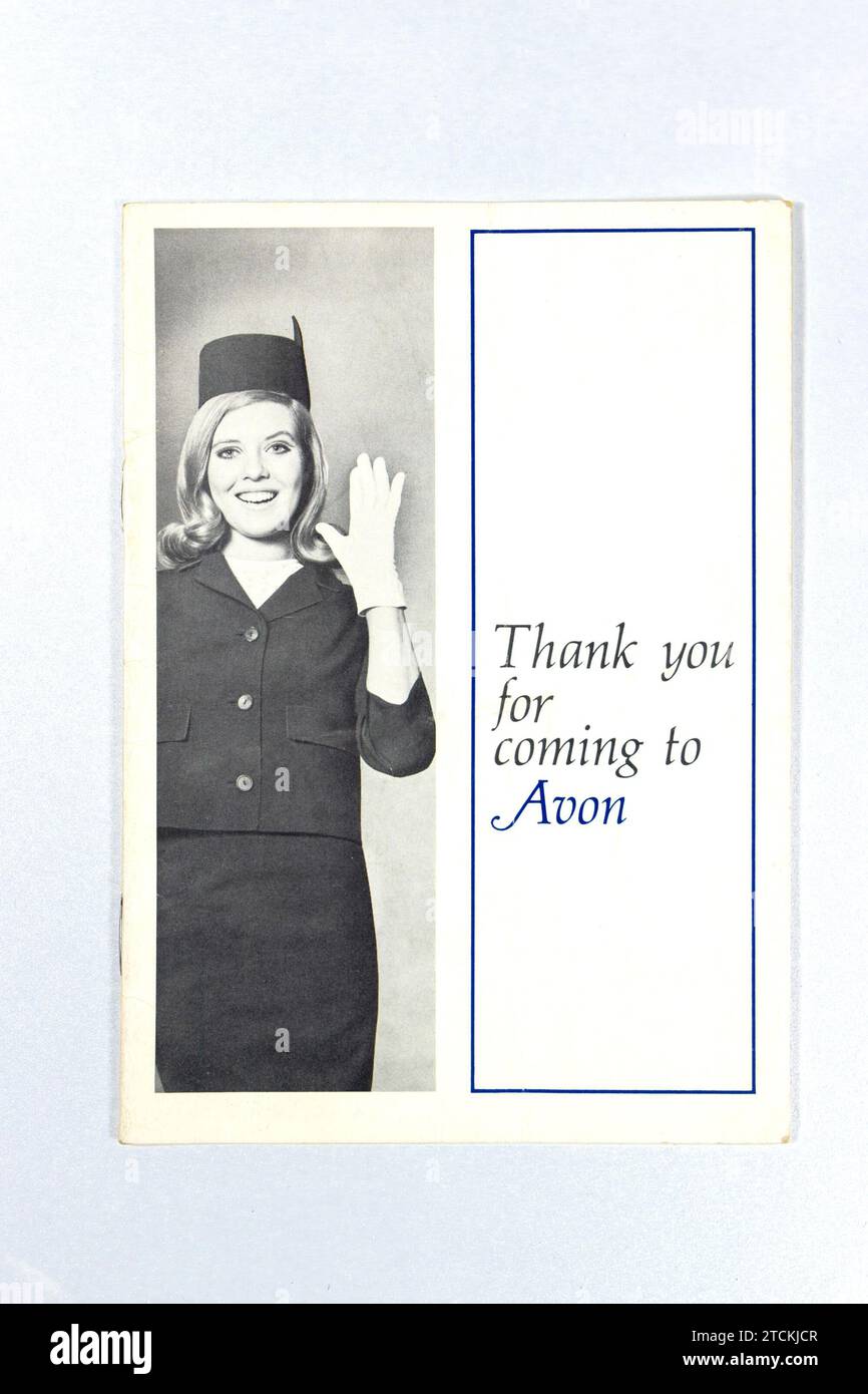 Vintage Avon Kosmetik Geschichte Willkommensbroschüre für avon Damen isoliert auf weißem Studio Hintergrund Stockfoto