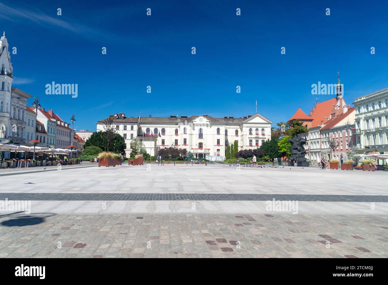 Bydgoszcz, Polen - 9. Juli 2023: Bydgoszcz alter Marktplatz im Sommer. Stockfoto