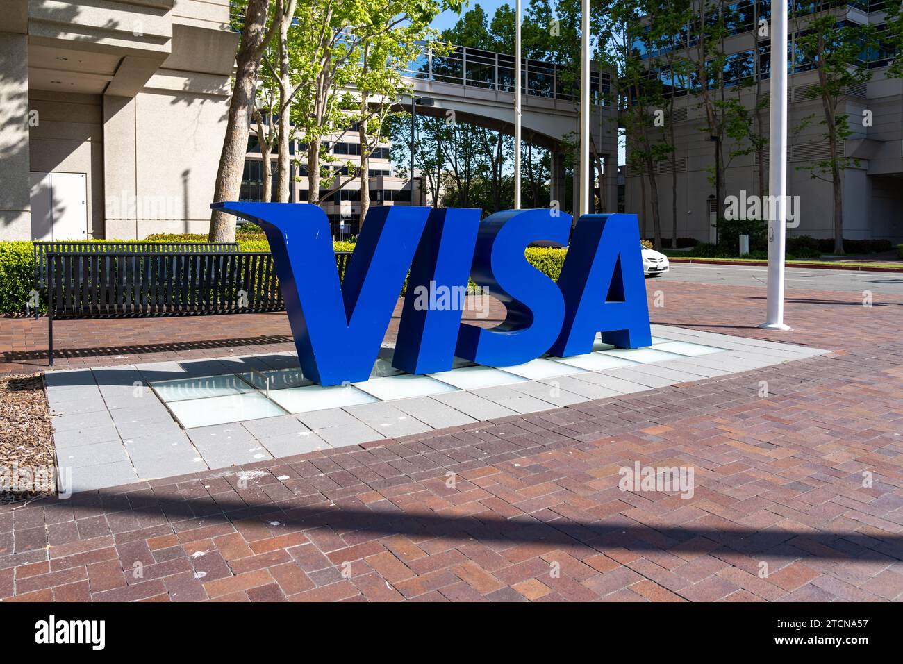 Nahaufnahme des Visa Ground-Schilds in Foster City, Kalifornien, USA Stockfoto