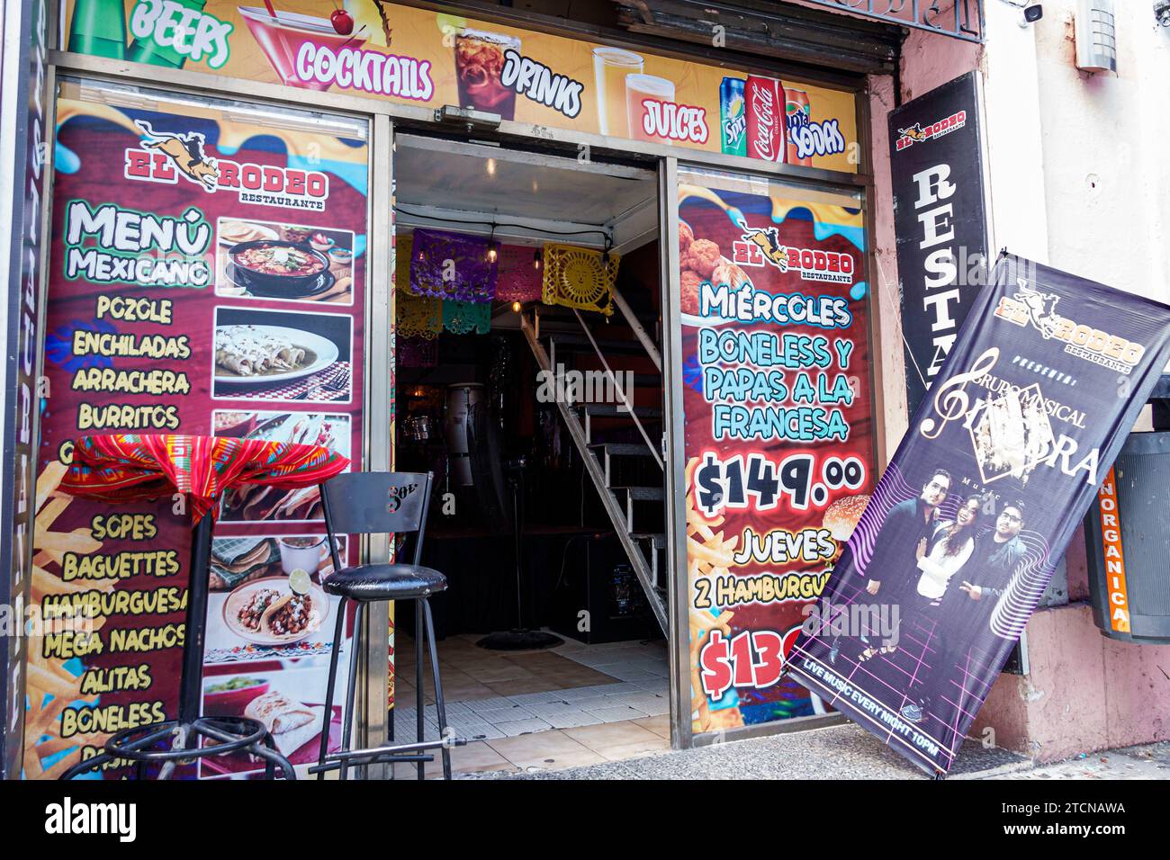 Merida Mexico, Centro Historico Central Historico Central Historico, El Rodeo, Enchiladas Arrachera Burritos, Außenfassade, Haupteingang des Gebäudes, Restaurant di Stockfoto