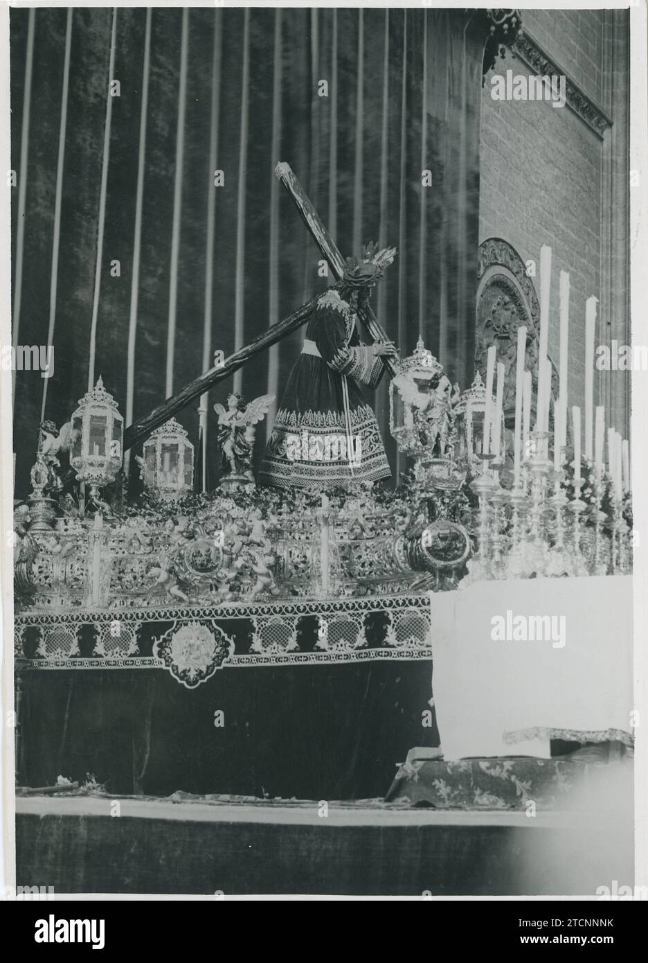 Sevilla, Mai 1939. Unser Vater Jesus von der Großmacht, während seines Aufenthalts in der Kathedrale, wo Gottesdienste für die Befreiung Spaniens abgehalten wurden. Quelle: Album / Archivo ABC / Serrano Stockfoto