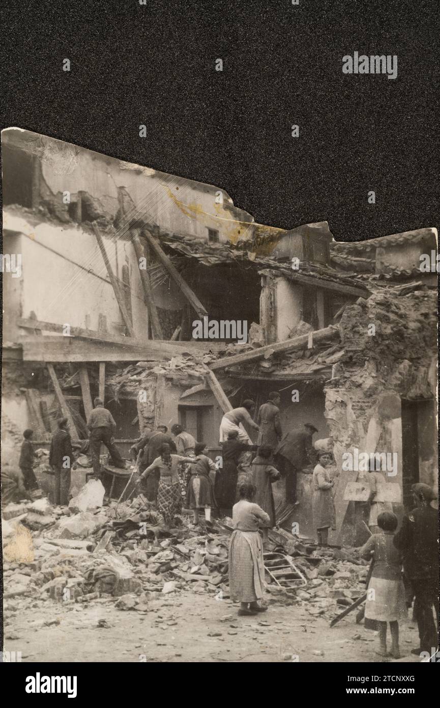 05/01/1937. Der La Latina Bezirk wurde bombardiert. Quelle: Album / Archivo ABC / Uguina Stockfoto