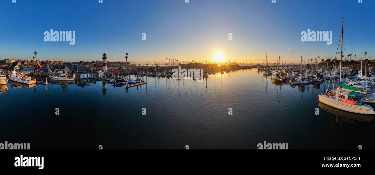 Oceanside California Harbor mit Drohne Stockfoto