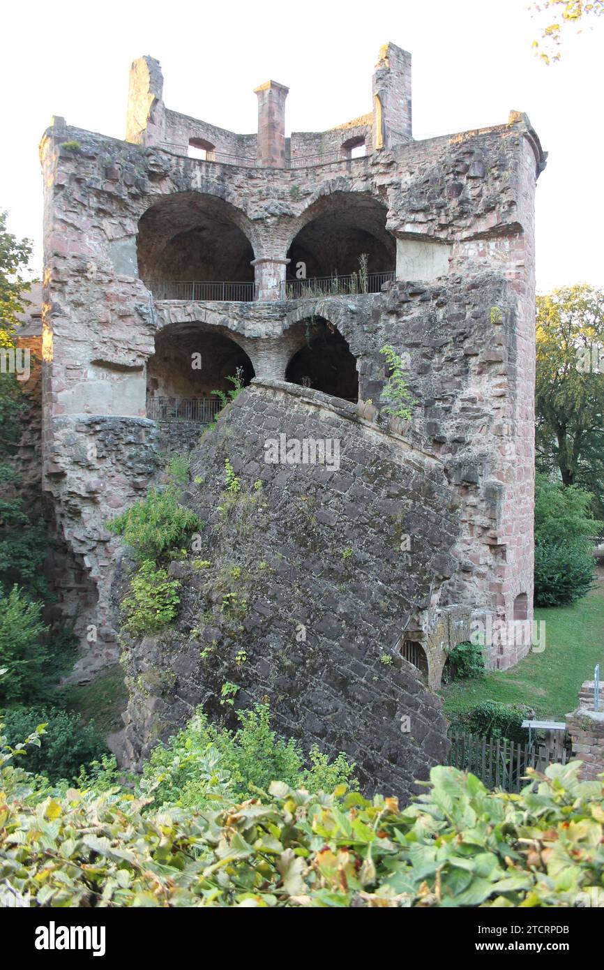 Der Pulverturm, der 1693 von Franzosen zerstört wurde, Heidelberger Schloss, Deutschland Stockfoto