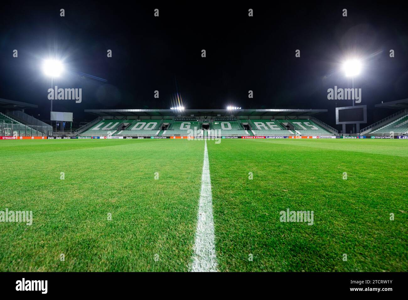 Razgrad, Bulgarien. Dezember 2023. Die Huvepharma Arena ist bereit für das Spiel der UEFA Conference League vor Ludogorets Razgrad und dem FC Nordsjaelland in Razgrad. (Foto: Gonzales Photo/Alamy Live News Stockfoto