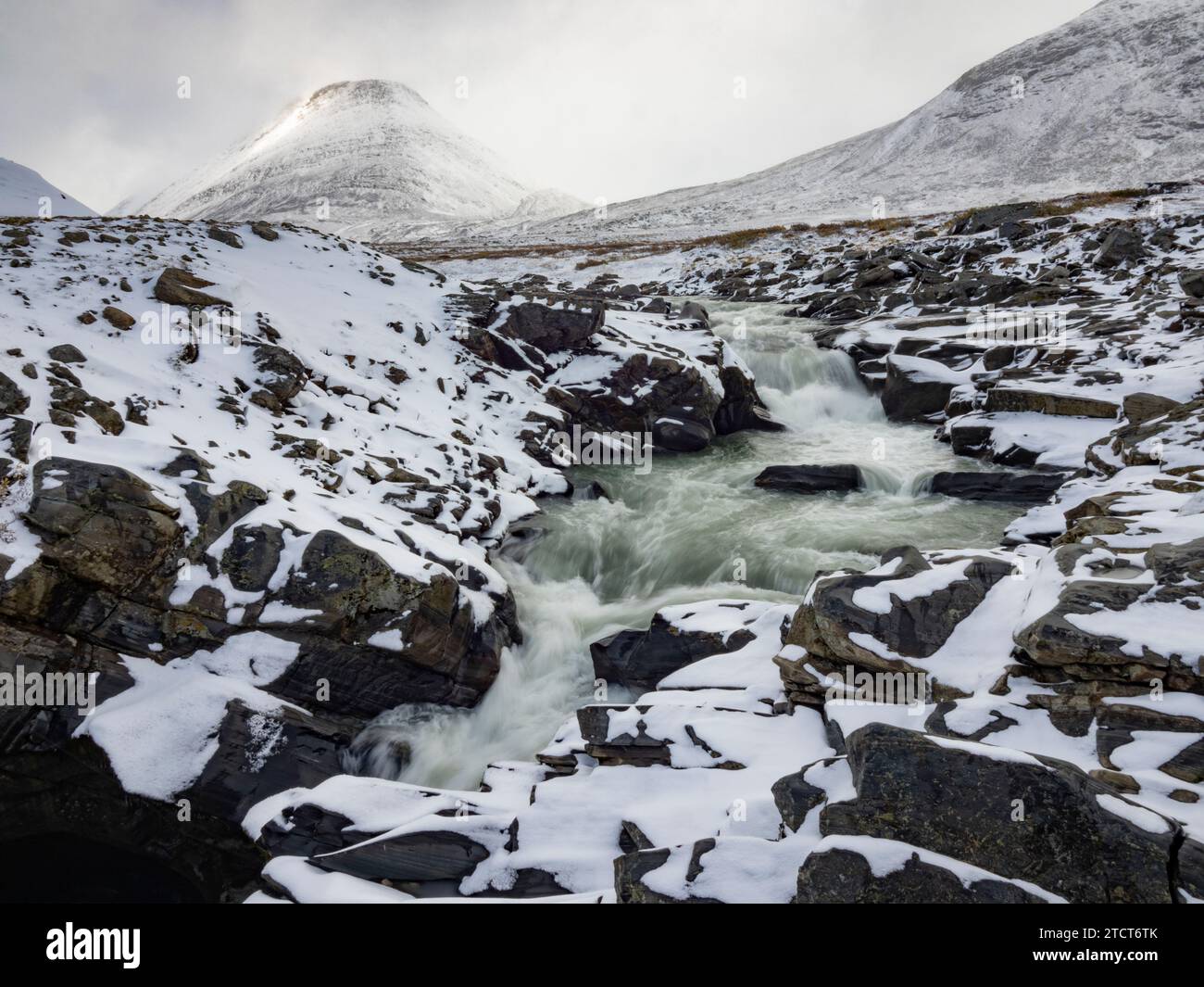 Wilder Fluss im Sarek-Nationalpark Stockfoto