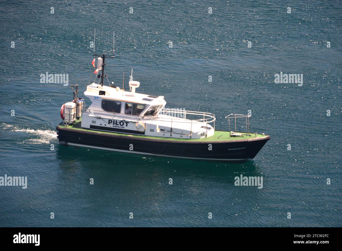 ''Sovereign Bay'' ein Halmatic 35-Pilotenboot, das von Pilot Boats Gibraltar Limited in der Bucht von Gibraltar, BTO, Spanien, EU betrieben wird. Stockfoto