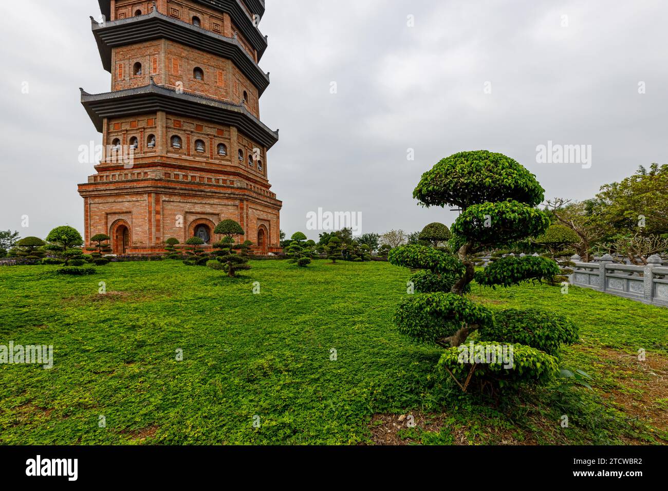 Der buddhistische Tempel von Bai Dinh in Ninh Binh in Vietnam Stockfoto