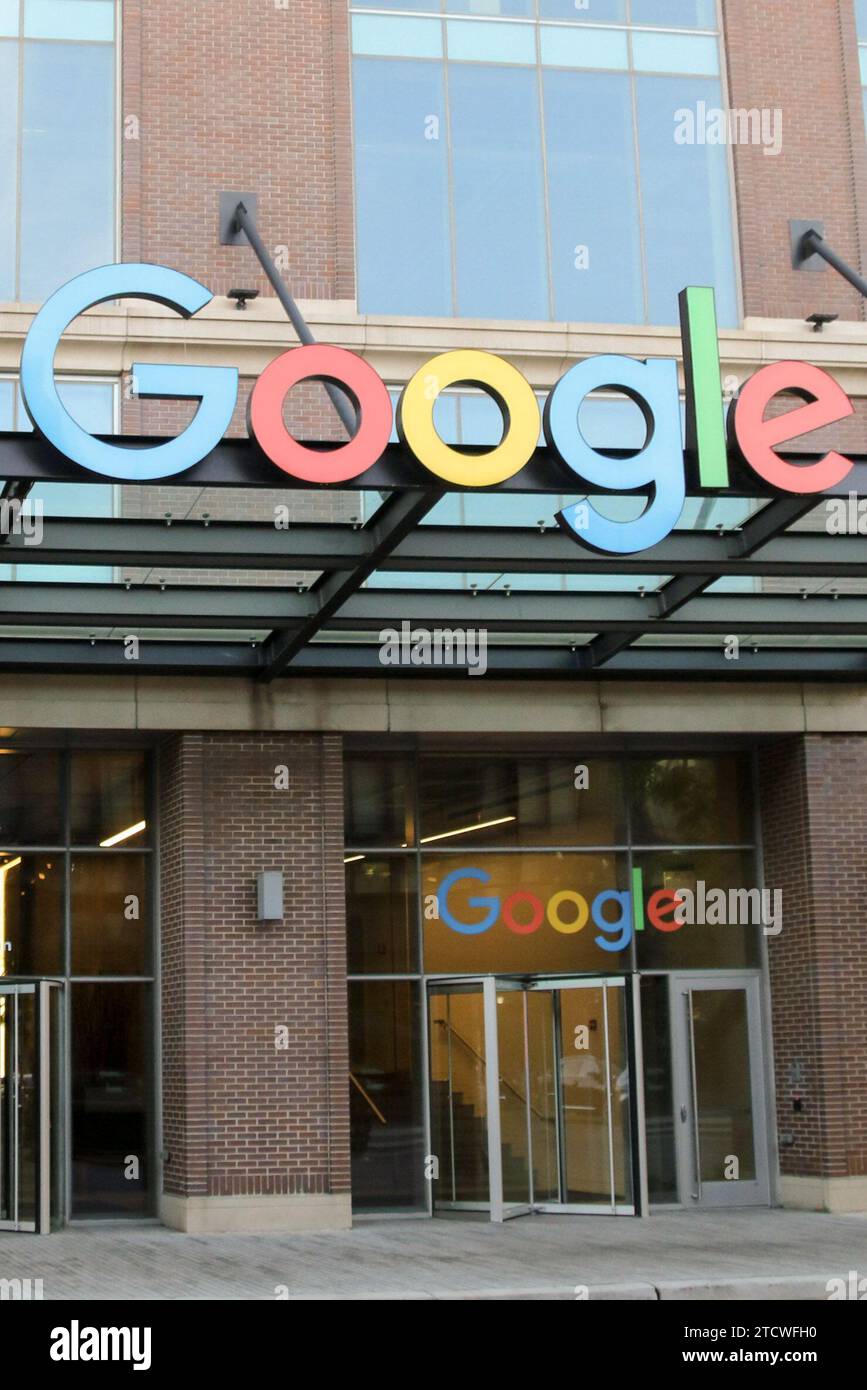 Google wird seinen derzeitigen Hauptsitz im Midwest-Viertel Fulton Market verlassen. Der Unternehmensstandort Morgan Street ist hier in Chicago am 23. Mai 2018 zu sehen. Der Tech-Riese wird das James R. Thompson Center in der Innenstadt von Chicago renovieren und das berühmte 17-stöckige Atrium erhalten, aber das vordere Äußere durch dreifach verglaste Glas ersetzen, um das Gebäude energieeffizienter zu machen. (Foto: Alexandra Buxbaum/SIPA USA) Credit: SIPA USA/Alamy Live News Stockfoto