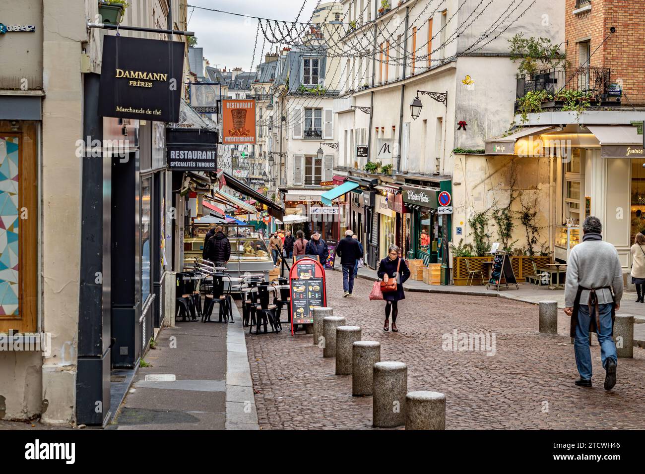 Rue Mouffetard im 5. Arrondissement von Paris, Frankreich Stockfoto