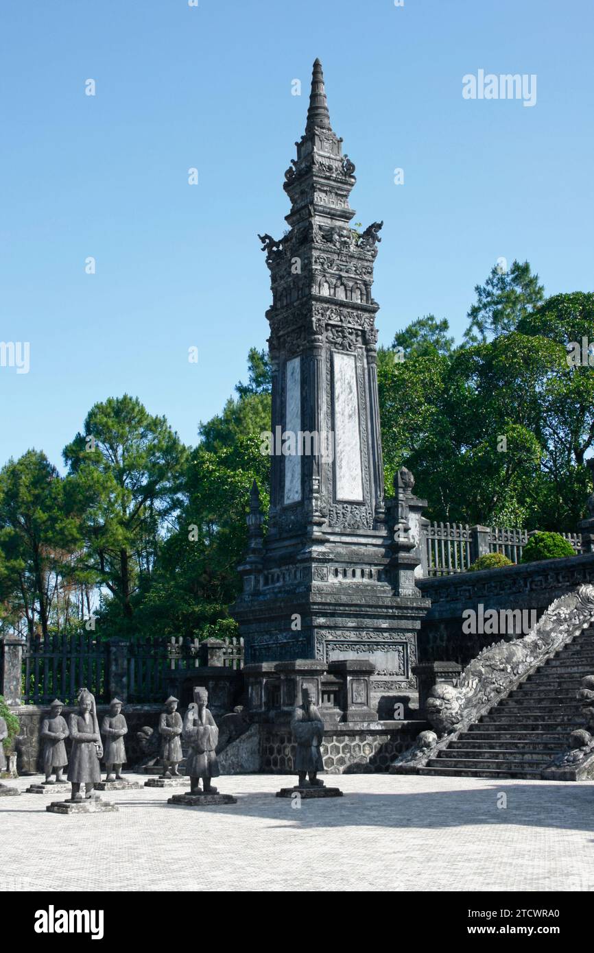 Khai Dinh Grab auf dem Berg Chau Chu in der Nähe von Hue, der ehemaligen Hauptstadt Vietnams. Stockfoto