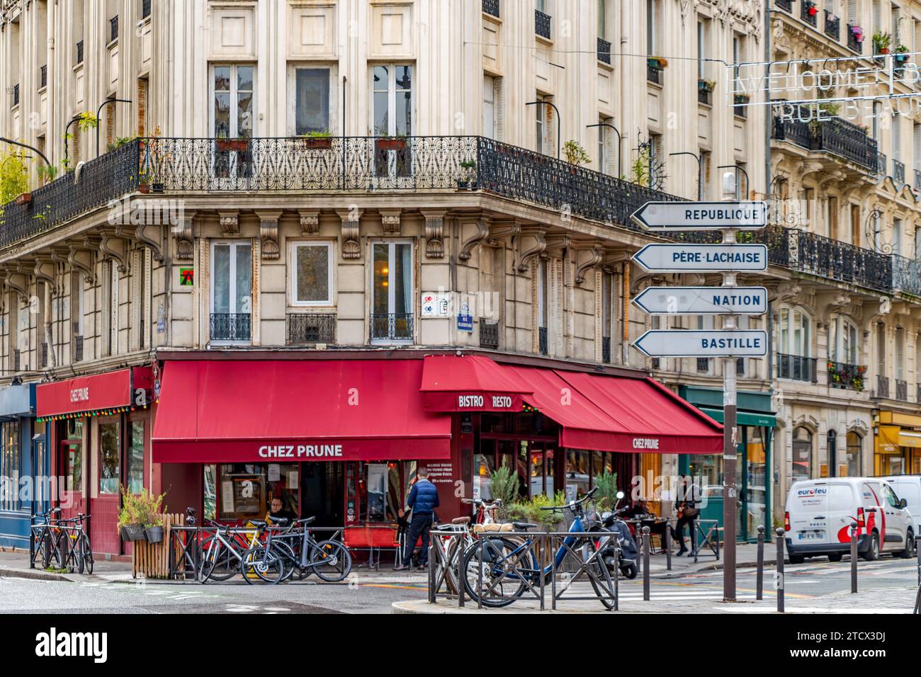 Chez Prune ein französisches Bistro in der Rue Beaurepaire im 10. Arrondissement von Paris, Frankreich Stockfoto