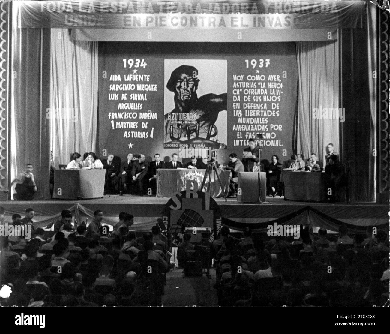 10/02/1937. Veranstaltung, organisiert von der internationalen Roten Relief als Hommage an Asturien. Quelle: Album / Archivo ABC / España Stockfoto