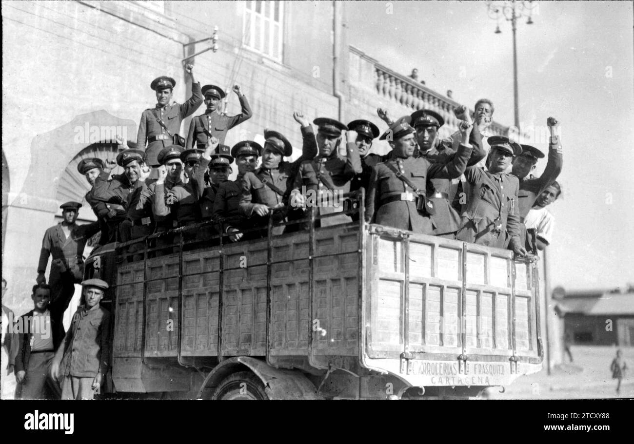 07/31/1936. Elemente der Gemeindewache von Cartagena nach ihrer Ankunft nach der Kollaboration bei der Eroberung der Provinzen Murcia und Albacete. Quelle: Album / Archivo ABC / Sáez Stockfoto