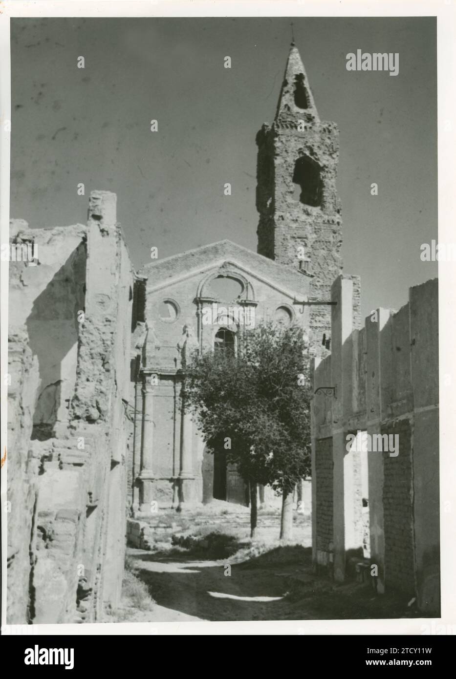 Belchite (Saragossa), 09.07.1937. Spanischer Bürgerkrieg. Belchite in Ruinen nach der Schlacht, die von der Volksarmee stattfand, um die Eroberung Santanders durch Francos Truppen zu verhindern. Quelle: Album/Archivo ABC Stockfoto