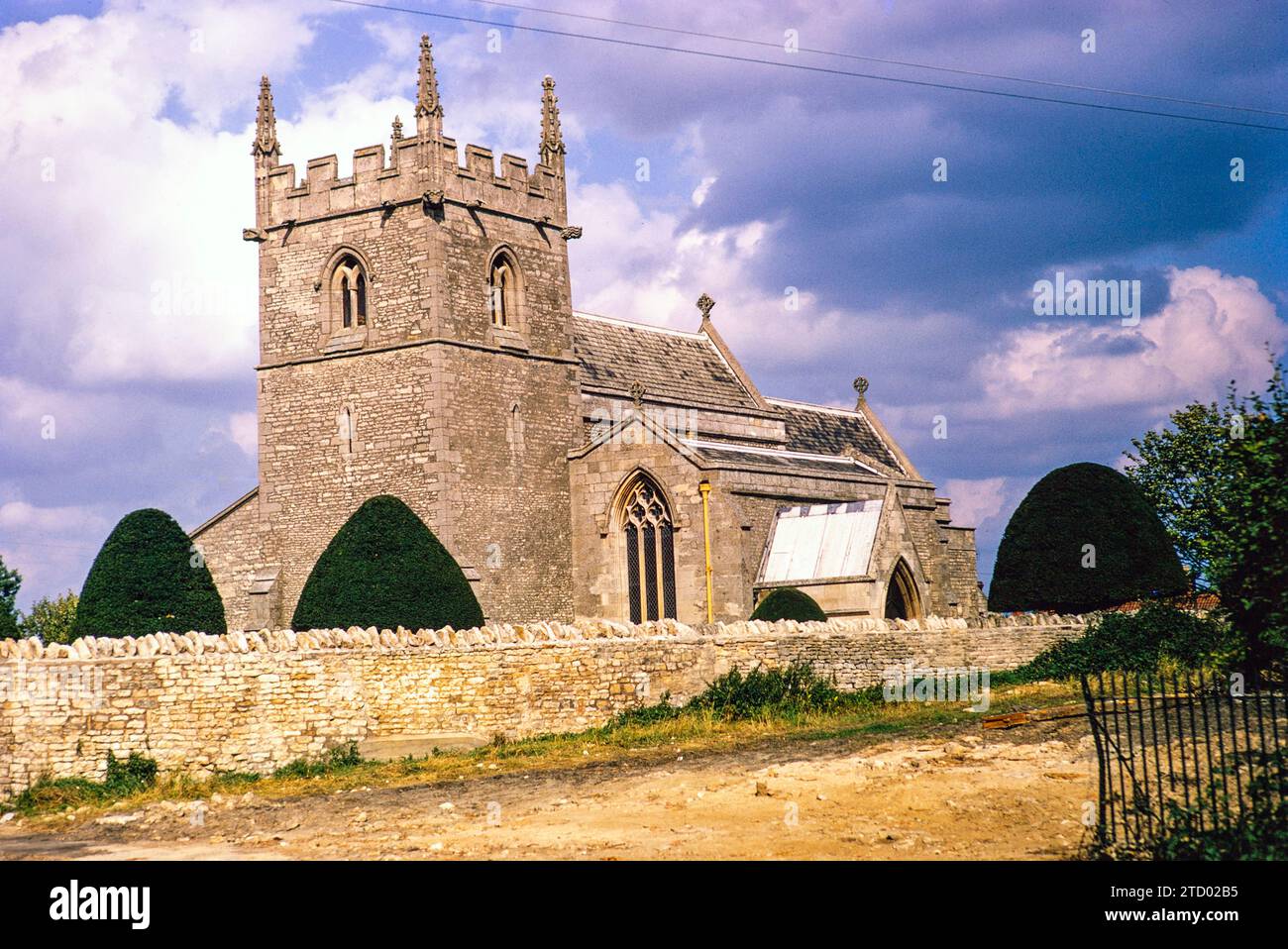 Village Parish Church of Saint Mary, Swinstead, Lincolnshire, 31. August 1970 Stockfoto