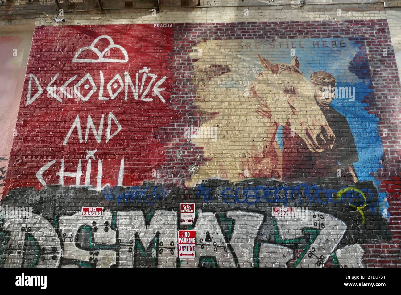 Los Angeles, Kalifornien, USA 13. Dezember 2023 Indian Alley Street Art Wandbilder in Downtown Los Angeles am 13. Dezember 2023 in Los Angeles, Kalifornien, USA. Foto: Barry King/Alamy Stock Photo Stockfoto