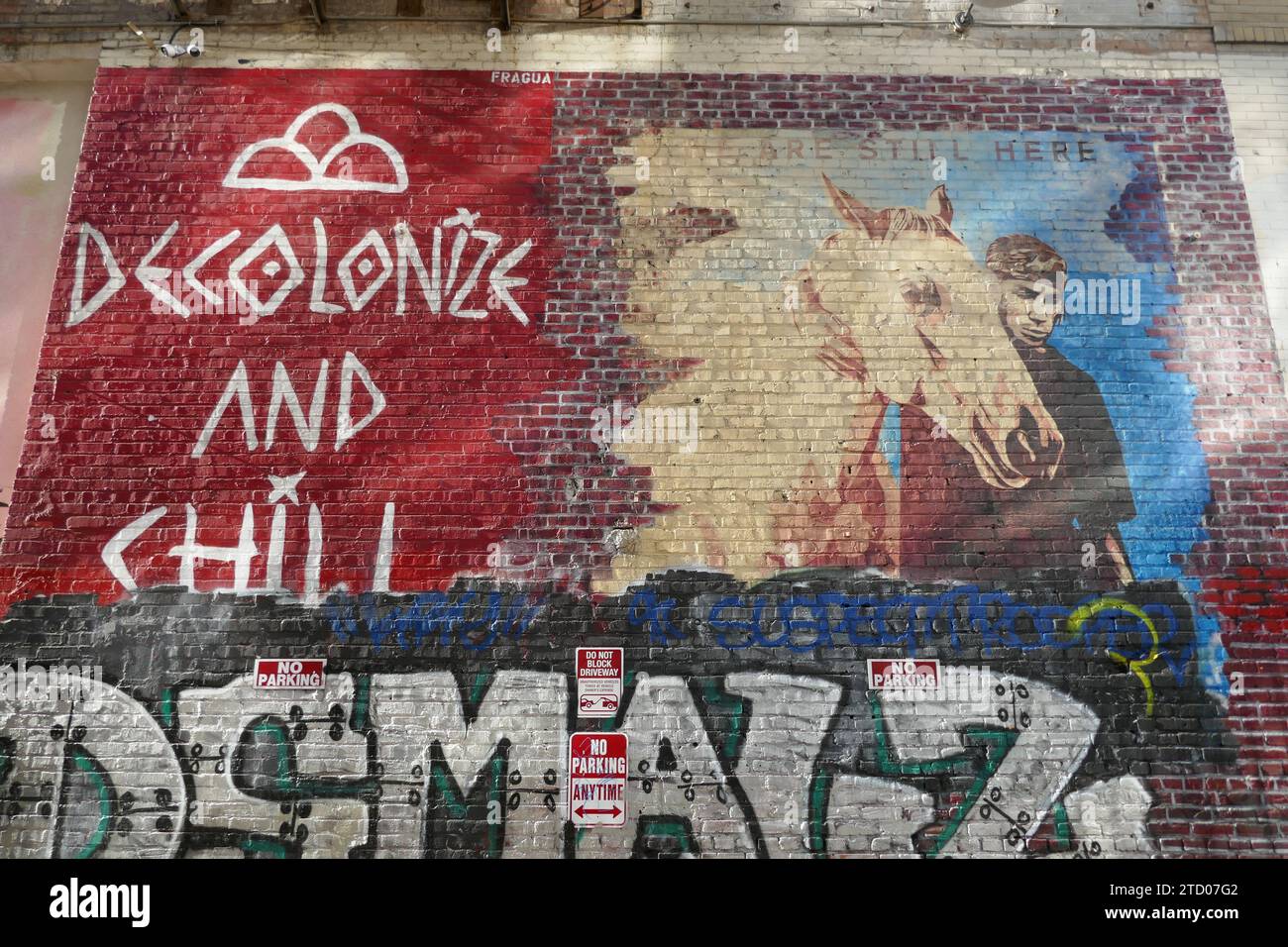 Los Angeles, Kalifornien, USA 13. Dezember 2023 Indian Alley Street Art Wandbilder in Downtown Los Angeles am 13. Dezember 2023 in Los Angeles, Kalifornien, USA. Foto: Barry King/Alamy Stock Photo Stockfoto