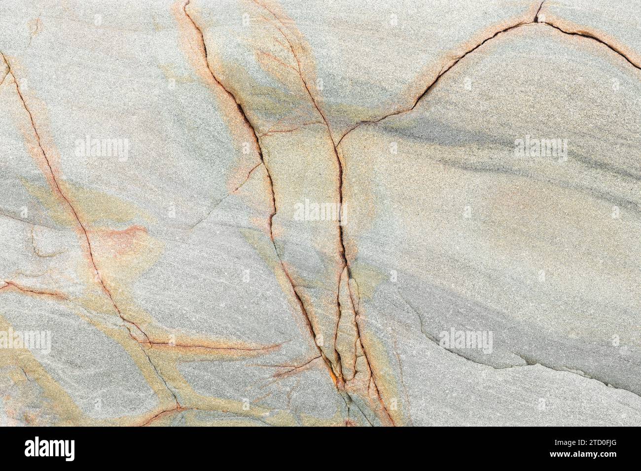 Hochdetaillierte Marmoroberfläche mit einzigartigen Adern und Erdtönen, geeignet als luxuriöser Hintergrund Stockfoto
