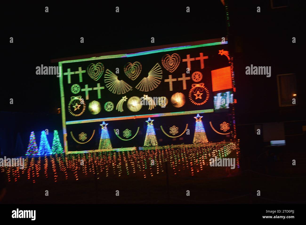 Weihnachtsbeleuchtung während der weihnachtszeit sind die Themen sehr kreativ, die Themen sind sehr kreativ und geben eine neue Bedeutung. Stockfoto