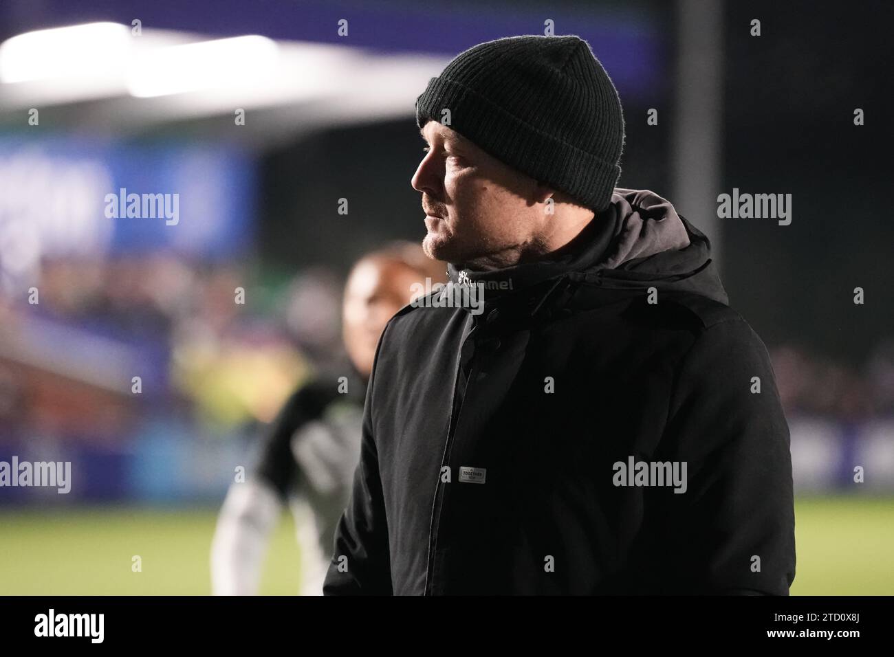 Everton gegen Liverpool - Women's Continental League Cup LIVERPOOL, ENGLAND - 13. DEZEMBER: Trainer Brian Sorenson beim Women's Continental League Cup Spiel zwischen Everton und Liverpool im Walton Hall Park am 13. Dezember 2023 in Liverpool. (Foto Alan Edwards für F2images) Stockfoto