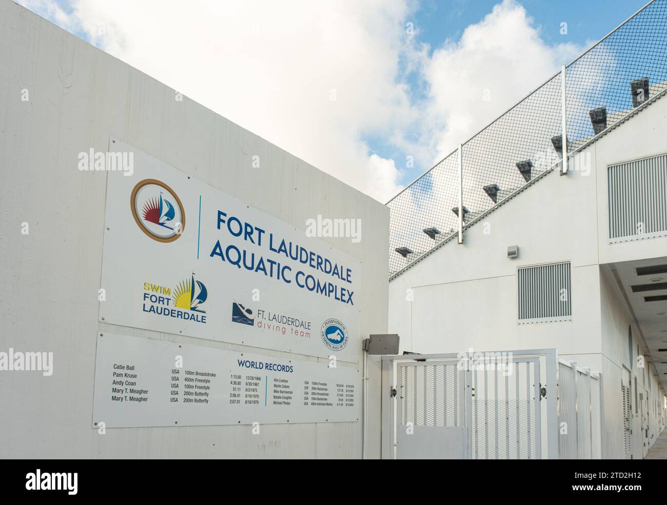 FORT LAUDERDALE, FLORIDA - 1. Dezember 2023: Der Fort Lauderdale Aquatic Complex ist die Heimat der International Swimming Hall of Fame Stockfoto