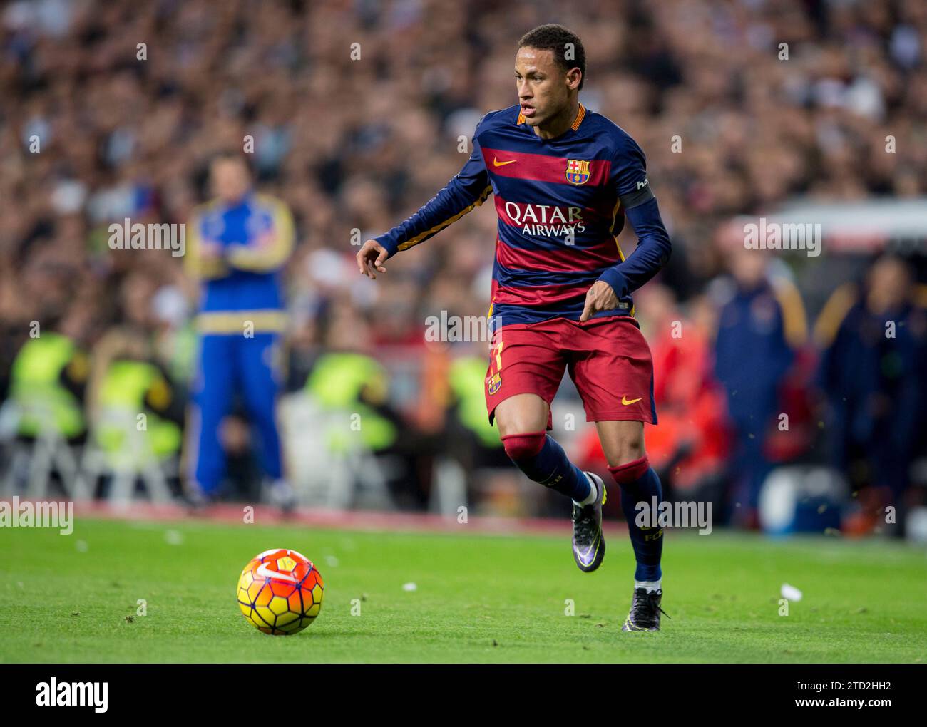 Madrid, 21.11.2015. Das Ligaspiels wurde im Stadion Santiago Bernabéu zwischen Real Madrid und Fútbol Club Barcelona ausgetragen. Auf dem Bild, Neymar während des Spiels. Foto: Ignacio Gil ARCHDC. Quelle: Album / Archivo ABC / Ignacio Gil Stockfoto