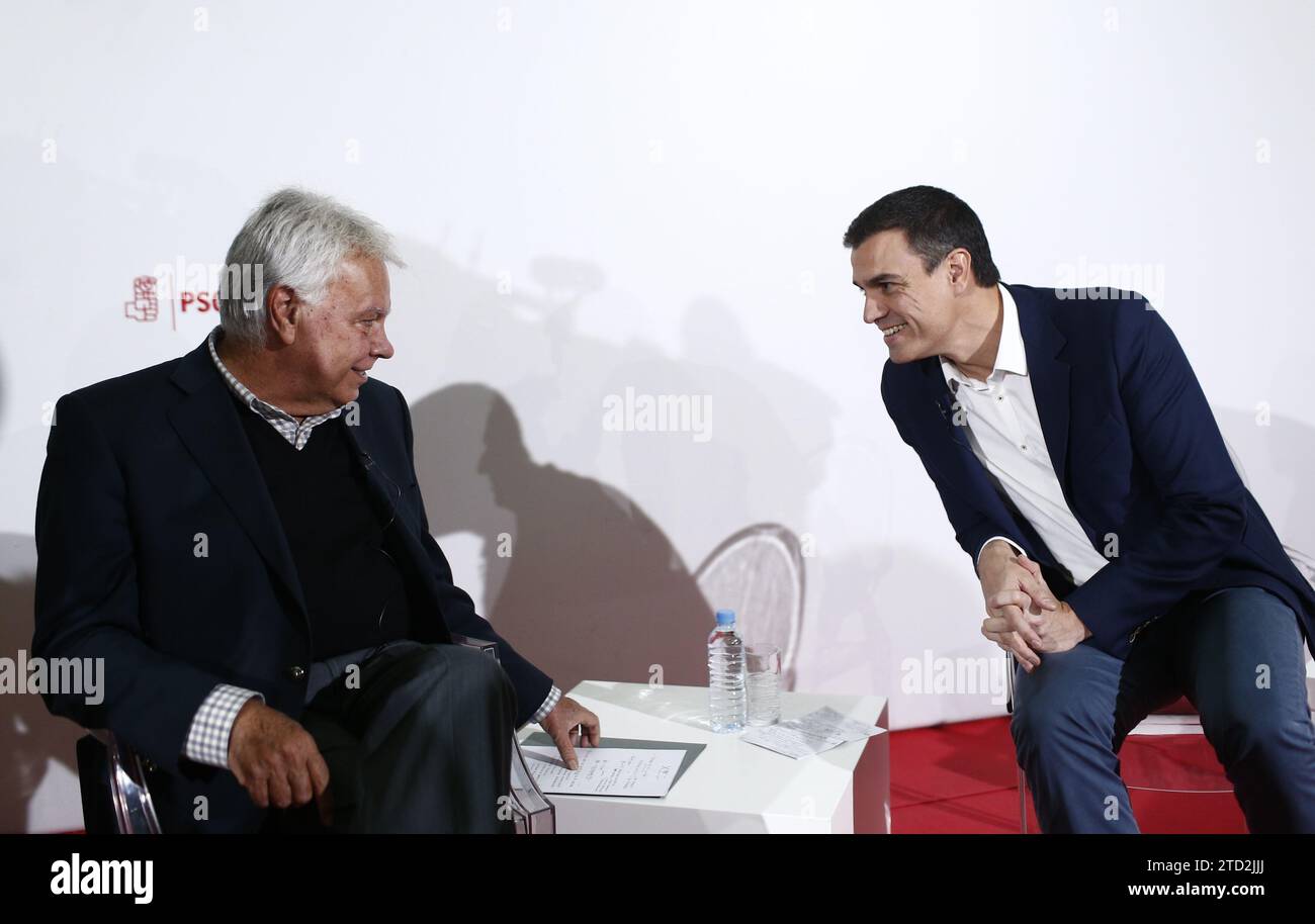 Madrid, 27.11.2015. Pedro Sánchez und Felipe González erklären ihre Vision von Spanien in der Welt. Foto: Oscar del Pozo ARCHDC. Quelle: Album / Archivo ABC / Oscar del Pozo Stockfoto
