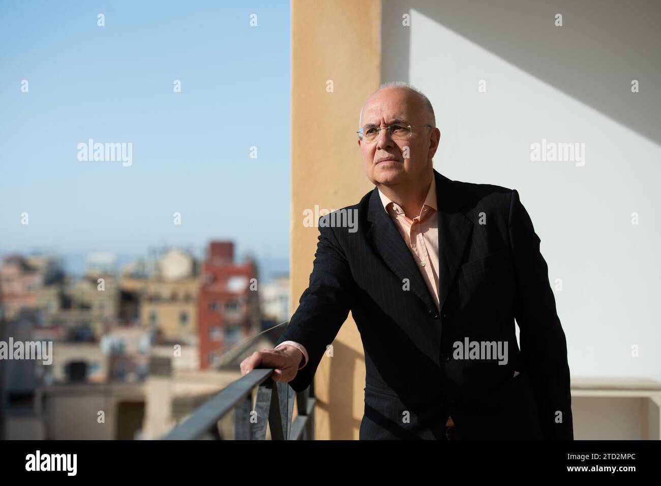 Barcelona, 03/30/2023. Interview mit dem Schriftsteller Sergi Doria. Foto: Inés Baucells. Archdc. Quelle: Album / Archivo ABC / Inés Baucells Stockfoto