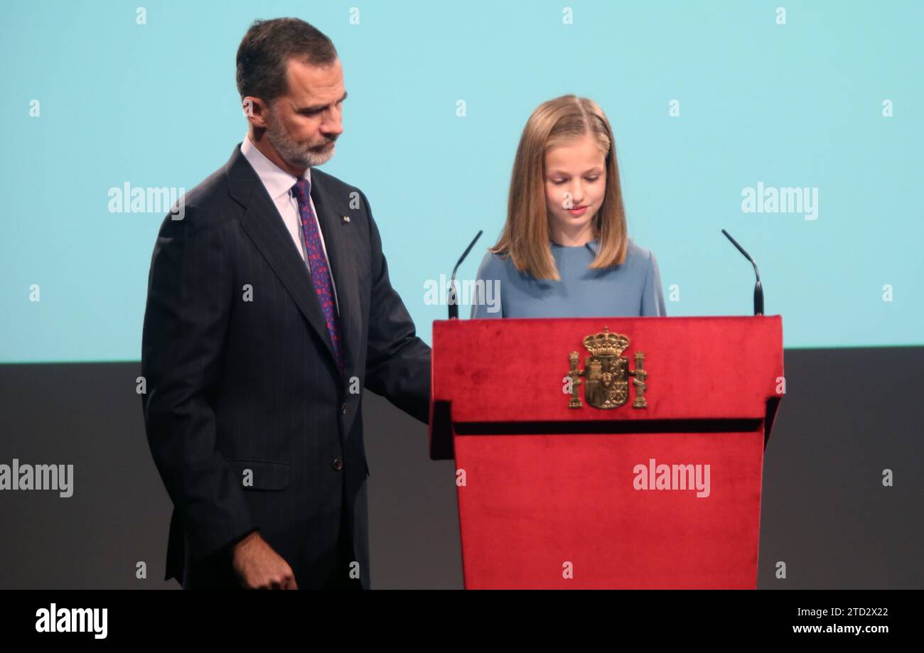 Madrid, 10/31/2018. Lesung der Verfassung, in der die Prinzessin von Asturien zum ersten Mal öffentlich sprach. Foto: Ernesto Agudo ARCHDC. Quelle: Album/Archivo ABC/Ernesto Agudo Stockfoto