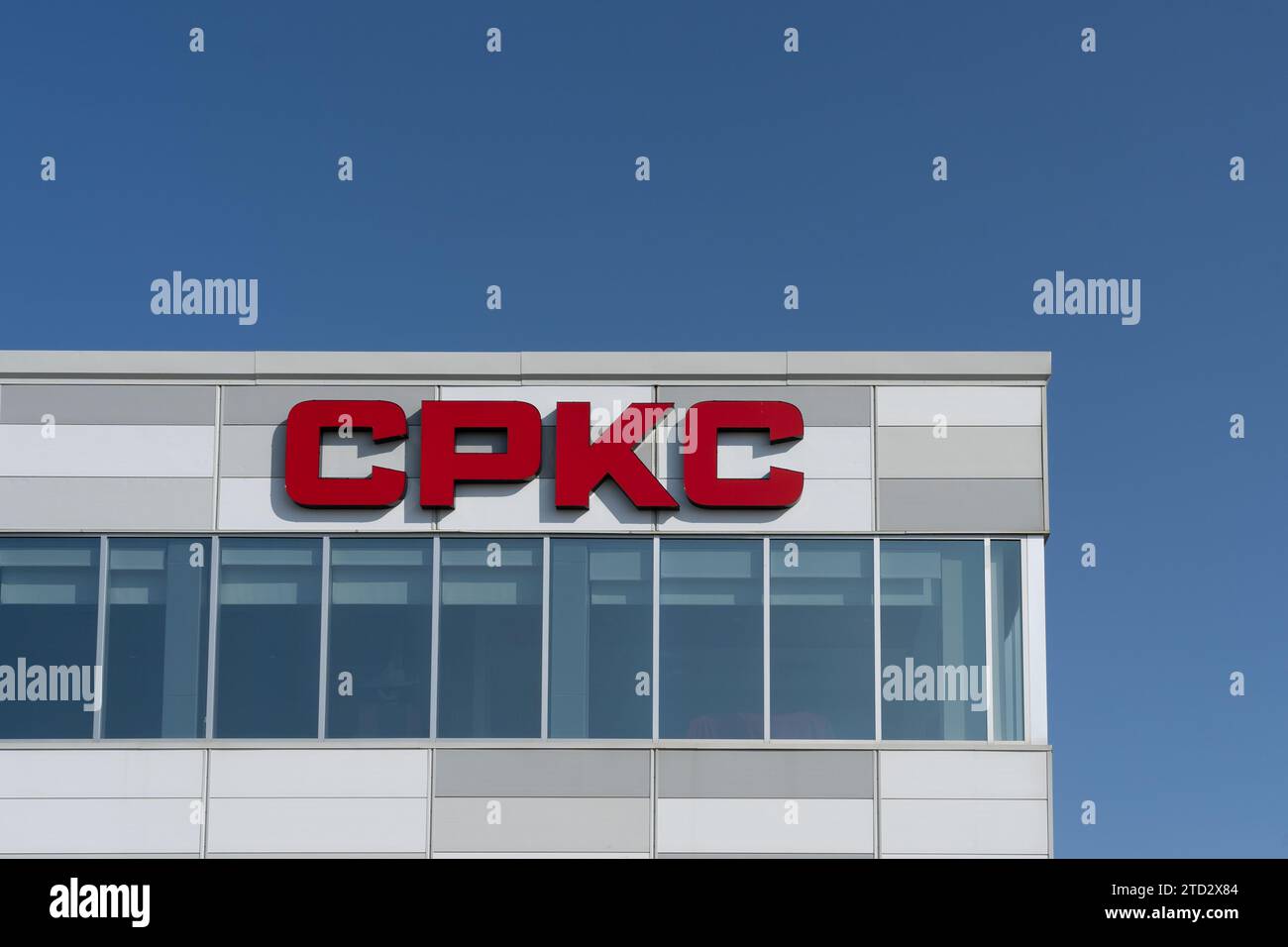 Am 4. Juli 2023 unterzeichnete CPKC das Gebäude am Hauptsitz in Calgary, Alberta, Kanada. Stockfoto