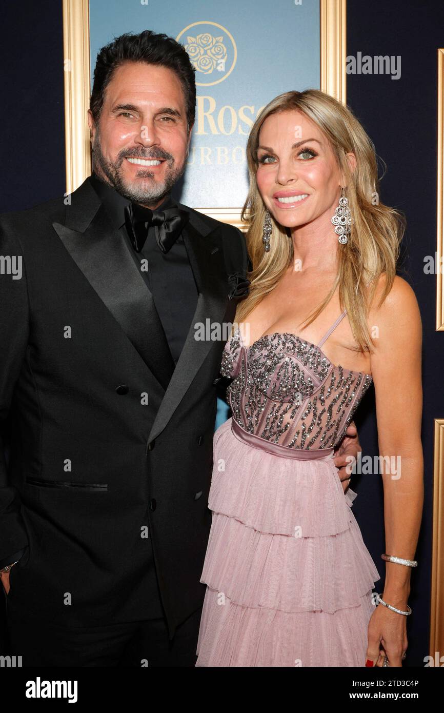 LOS ANGELES, KALIFORNIEN - 15. DEZEMBER: Don Diamont und Cindy Ambuehl bei den 50. Jährlichen Daytime Emmy Awards am 15. Dezember 2023 im Westin Bonaventure Hotel in Los Angeles, Kalifornien. Copyright: XFayexSadoux Stockfoto