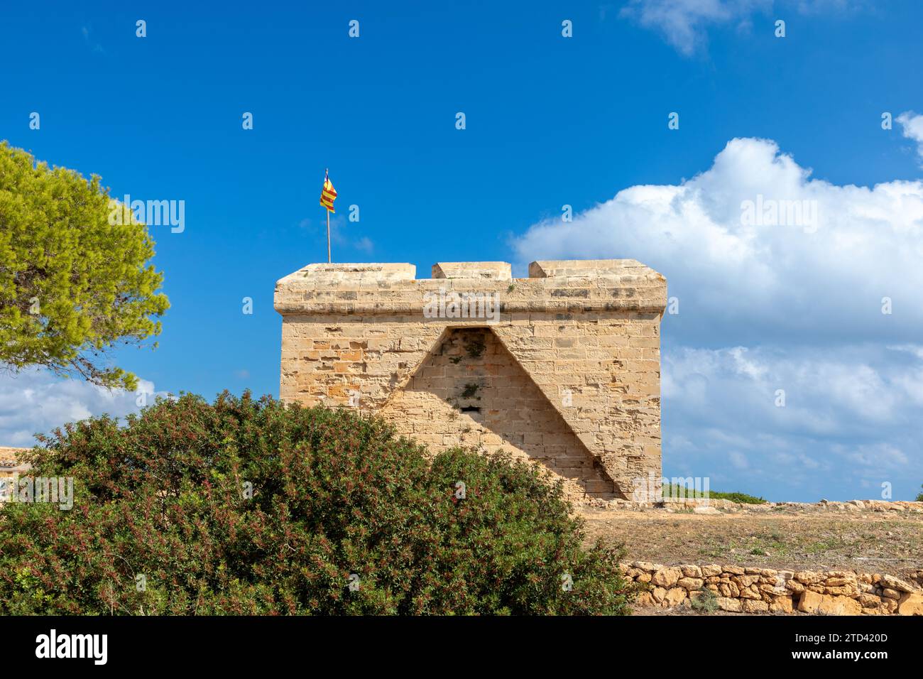 Alter Wehrturm im Naturschutzgebiet Punta de n´Amer bei Cala Millor, Mallorca Stockfoto