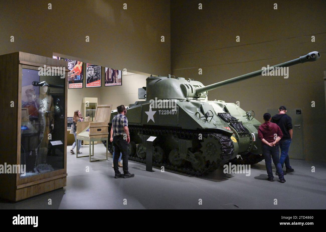US-amerikanischer Panzer M4 Sherman Firefly, Museum des Zweiten Weltkriegs - Muzeum II Wojny Swiatowej, Danzig, Woiwodschaft Pommern, Polen Stockfoto