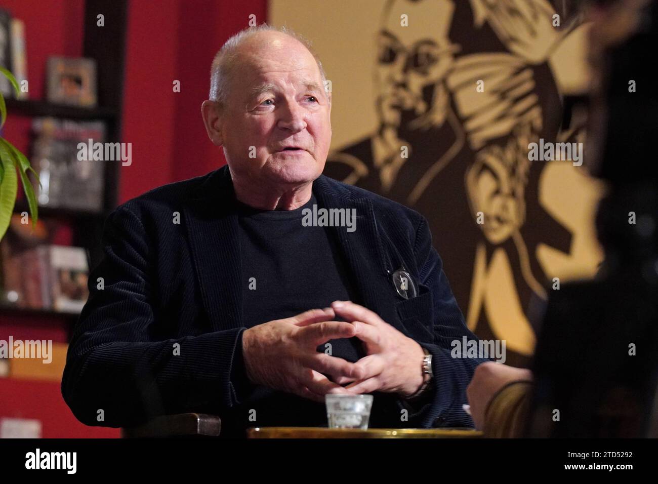 Schauspieler Burghart Klaußner im Interview, Kino Arsenal, Tübingen, Baden-Württemberg, Deutschland *** Interview mit Schauspieler Burghart Klaußner, Arsenal Cinema, Tübingen, Baden-Württemberg, Deutschland Stockfoto