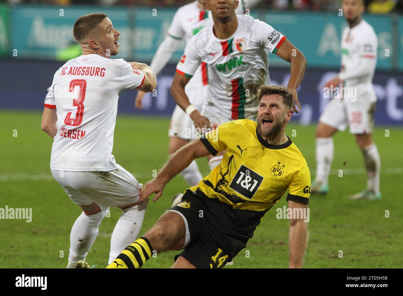 Werder Bremen Edge Out FC Augsburg 3-2 in Dramatic Bundesliga Comeback Werder Bremen Edge Out FC Augsburg 3-2 in Dramatic Bundesliga Comeback