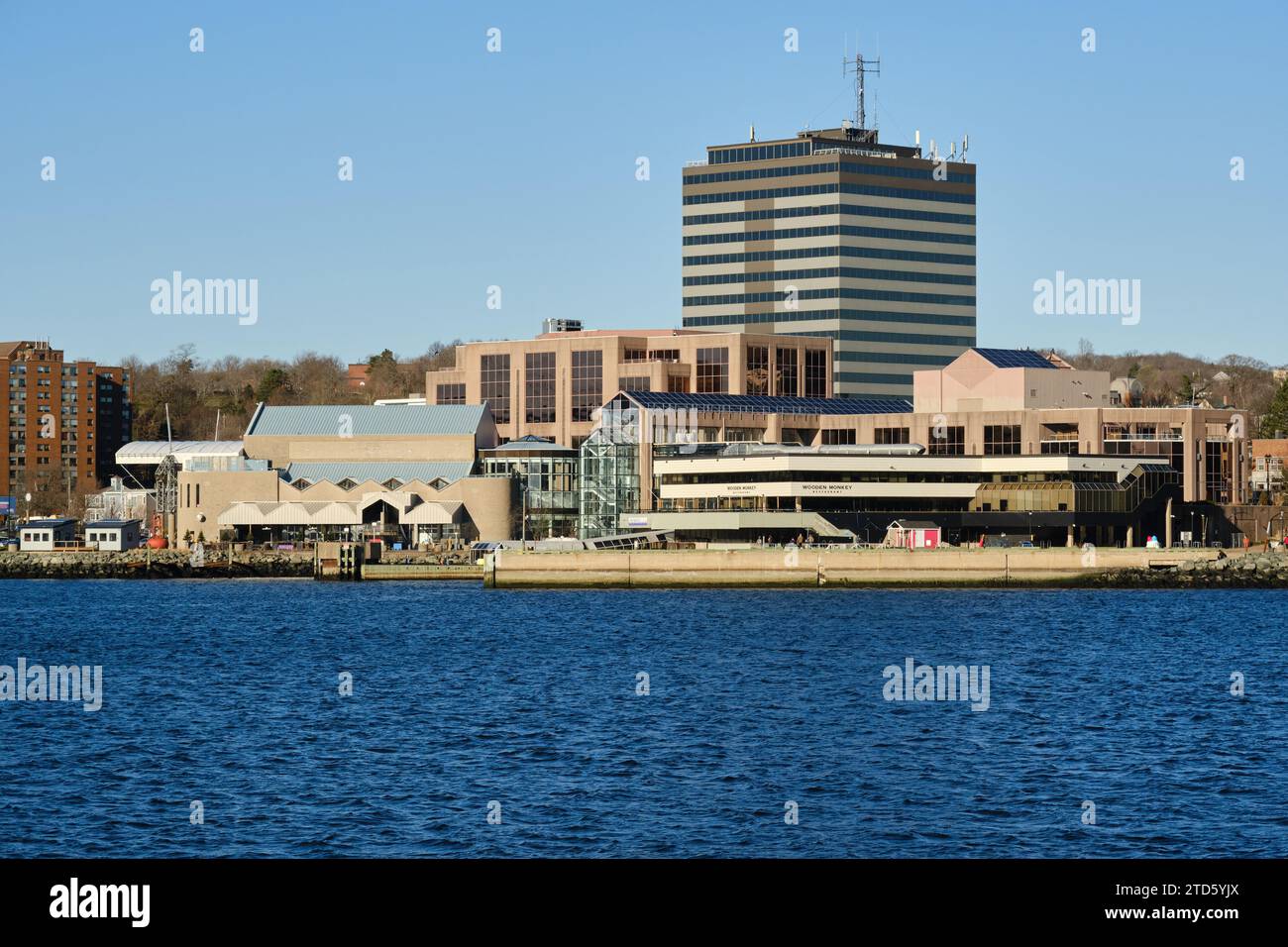 Alderney Landing in Dartmouth, Nova Scotia, von Ferry aus gesehen Stockfoto