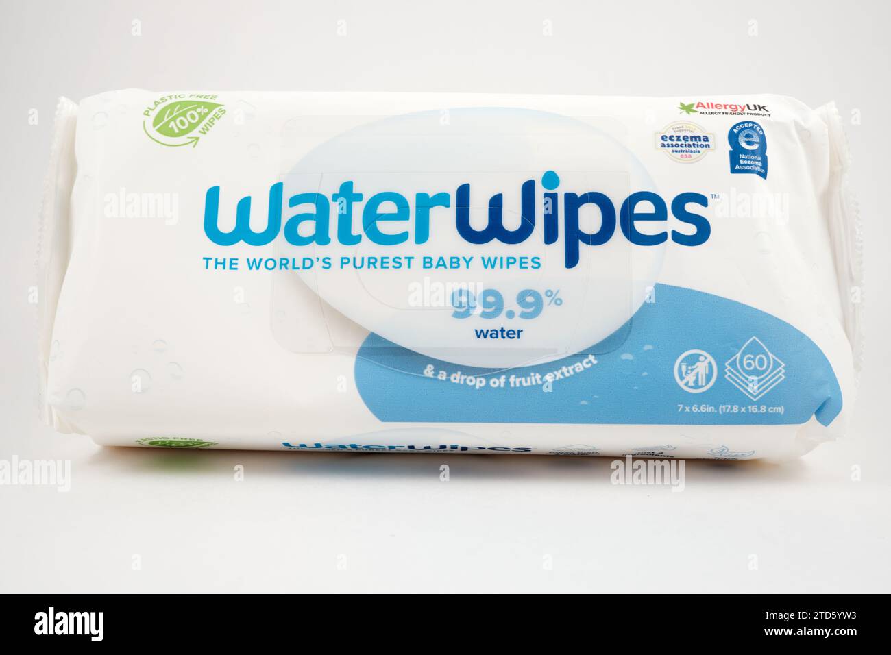 Packung mit WaterWipes, den reinsten Babywischtüchern der Welt Stockfoto