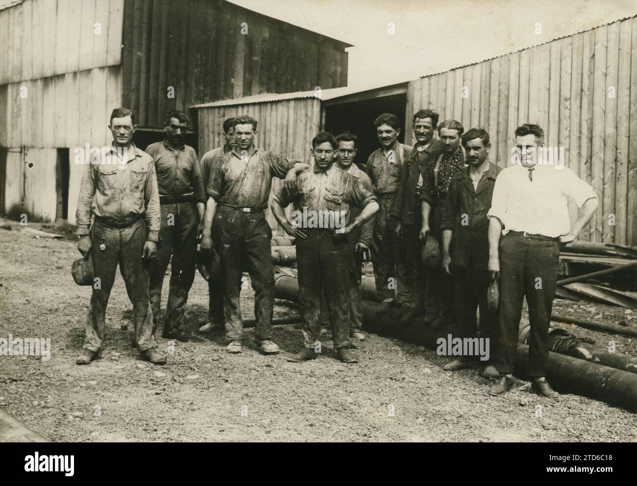 Knoblauch (Santander). August 1926. Eine Gruppe von Mitarbeitern, die an den Umfragen arbeiten. Quelle: Album/Archivo ABC Stockfoto