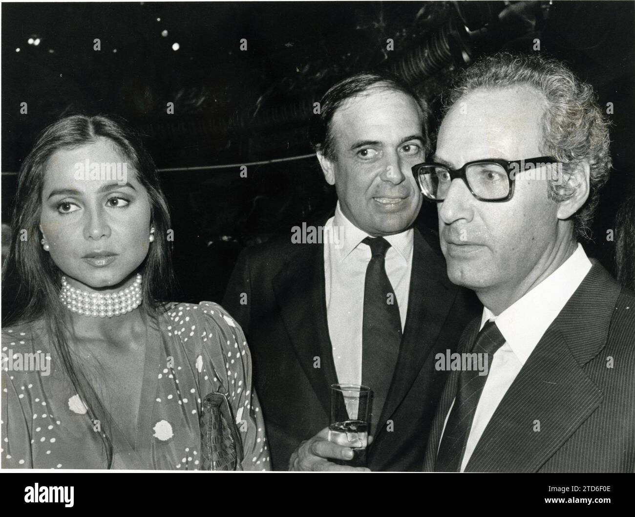 Madrid, 1985. Im Bild Isabel Preysler mit Carlos Falcó und Miguel Boyer, als sie noch die Ehefrau des ersteren war. Quelle: Album/Archivo ABC Stockfoto