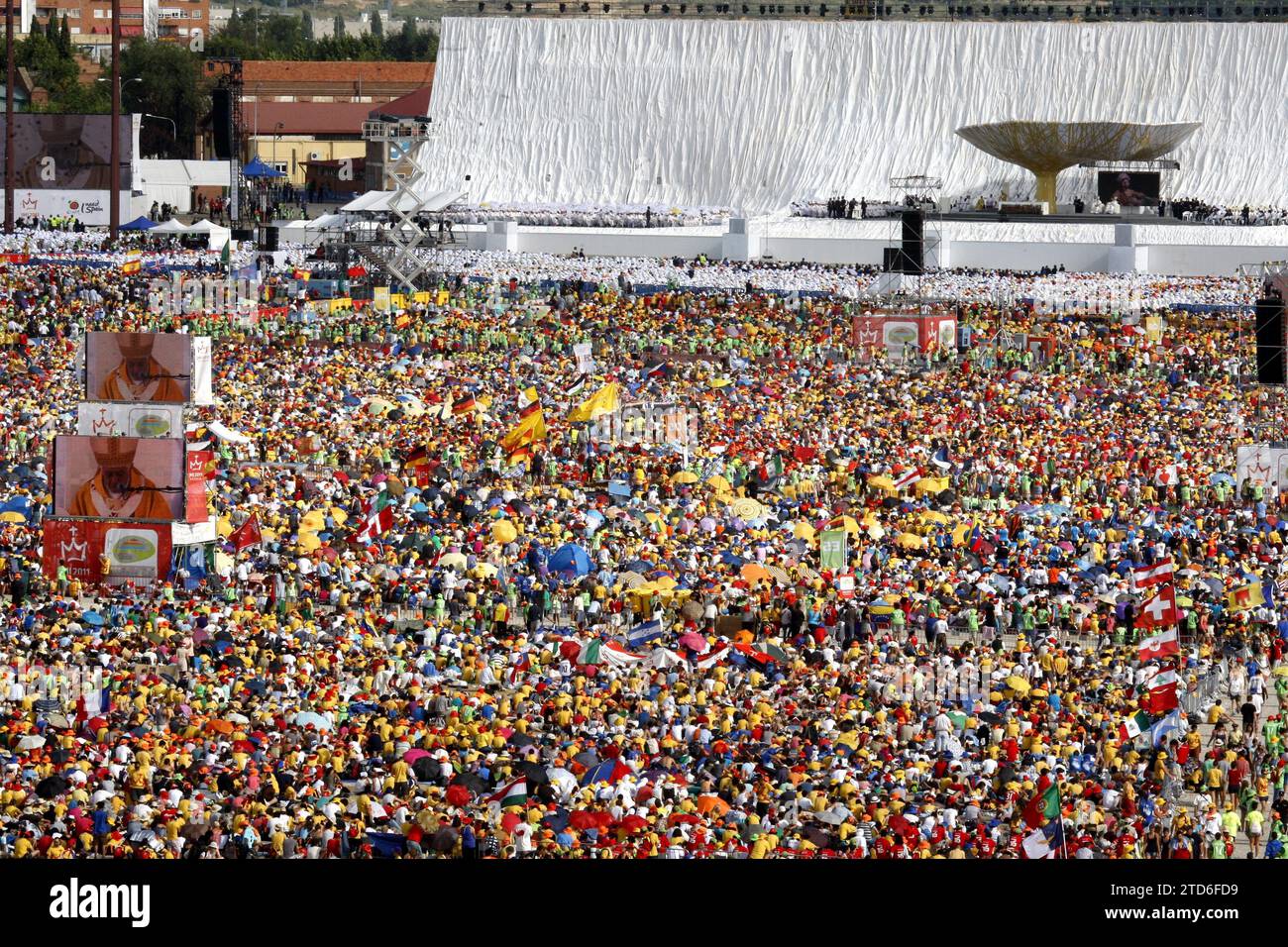 Madrid 08-21-2011 Abschlussmesse des Weltjubiläums auf dem Luftwaffenstützpunkt Cuatro Vientos, das von Papst Benedikt XVI., Foto Jaime Garcia Archdc, geleitet wurde. Quelle: Album / Archivo ABC / Jaime García Stockfoto