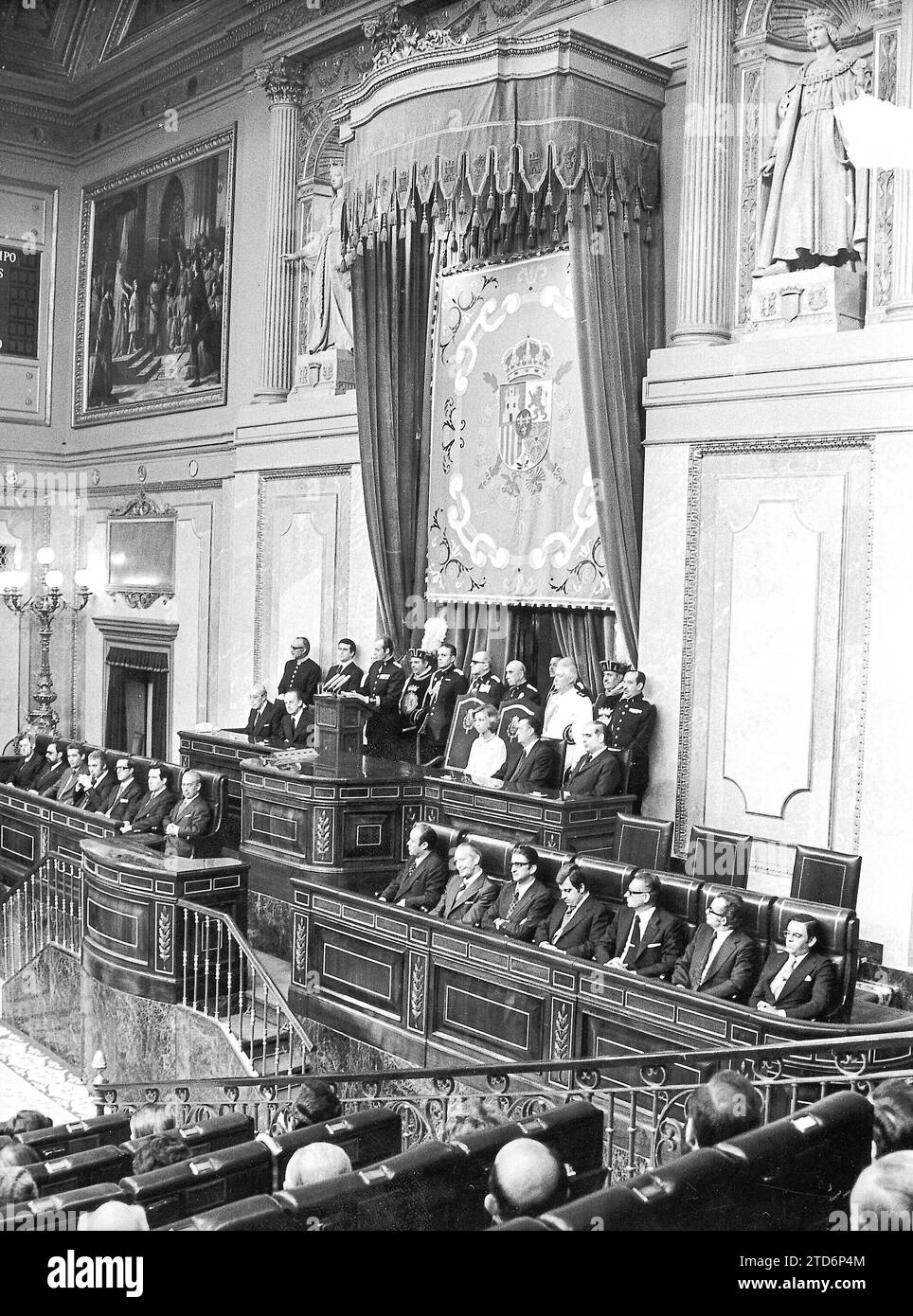 07/21/1977. Rede bei der Eröffnung der Cortes von Don Juan Carlos I., in der er sich selbst als konstitutioneller Monarch definiert. Quelle: Album / Archivo ABC / Teodoro Naranjo Domínguez, Manuel Sanz Bermejo Stockfoto