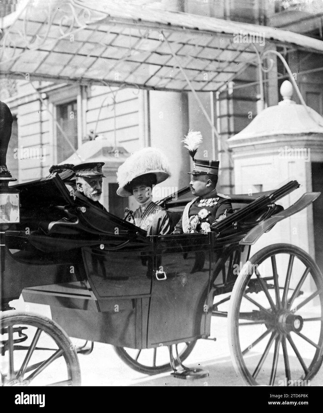 04/12/1909. Die japanischen Prinzen in Madrid. H.H. Ah. Nashimoto, Cousin des Kaisers von Japan und seine Frau, die gestern die Audienz im Königspalast verließen. Quelle: Album / Archivo ABC / Francisco Goñi Stockfoto