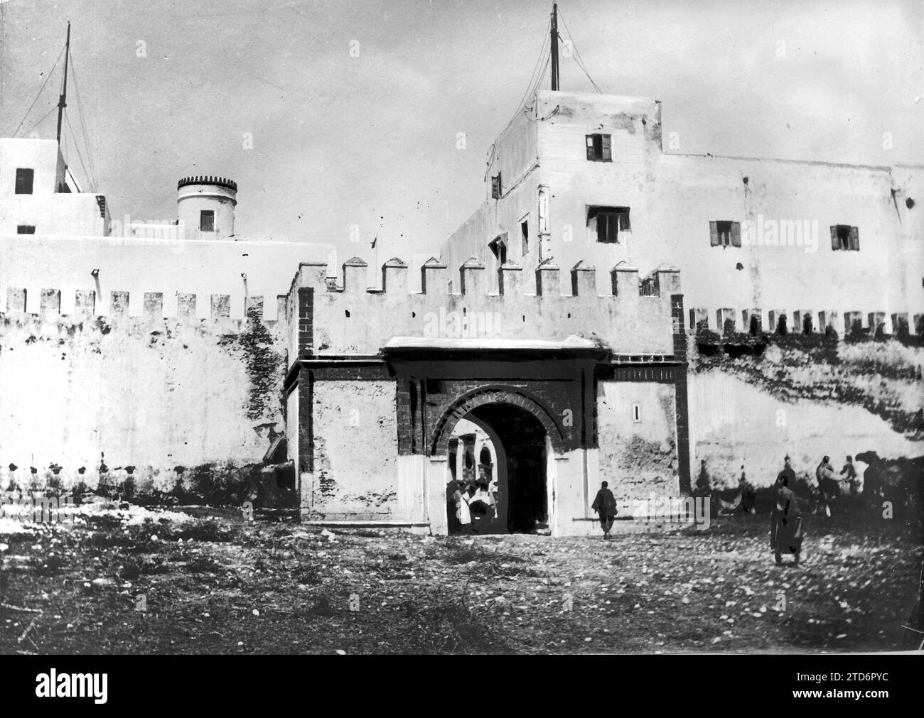 07/31/1907. Die Ereignisse Marokkos. Weißes Haus. Haupteingang der Stadt, in der die Mauren Überwachungsdienste eingerichtet haben, um die Europäer davon abzuhalten, die Stadt zu verlassen. Quelle: Album/Archivo ABC Stockfoto